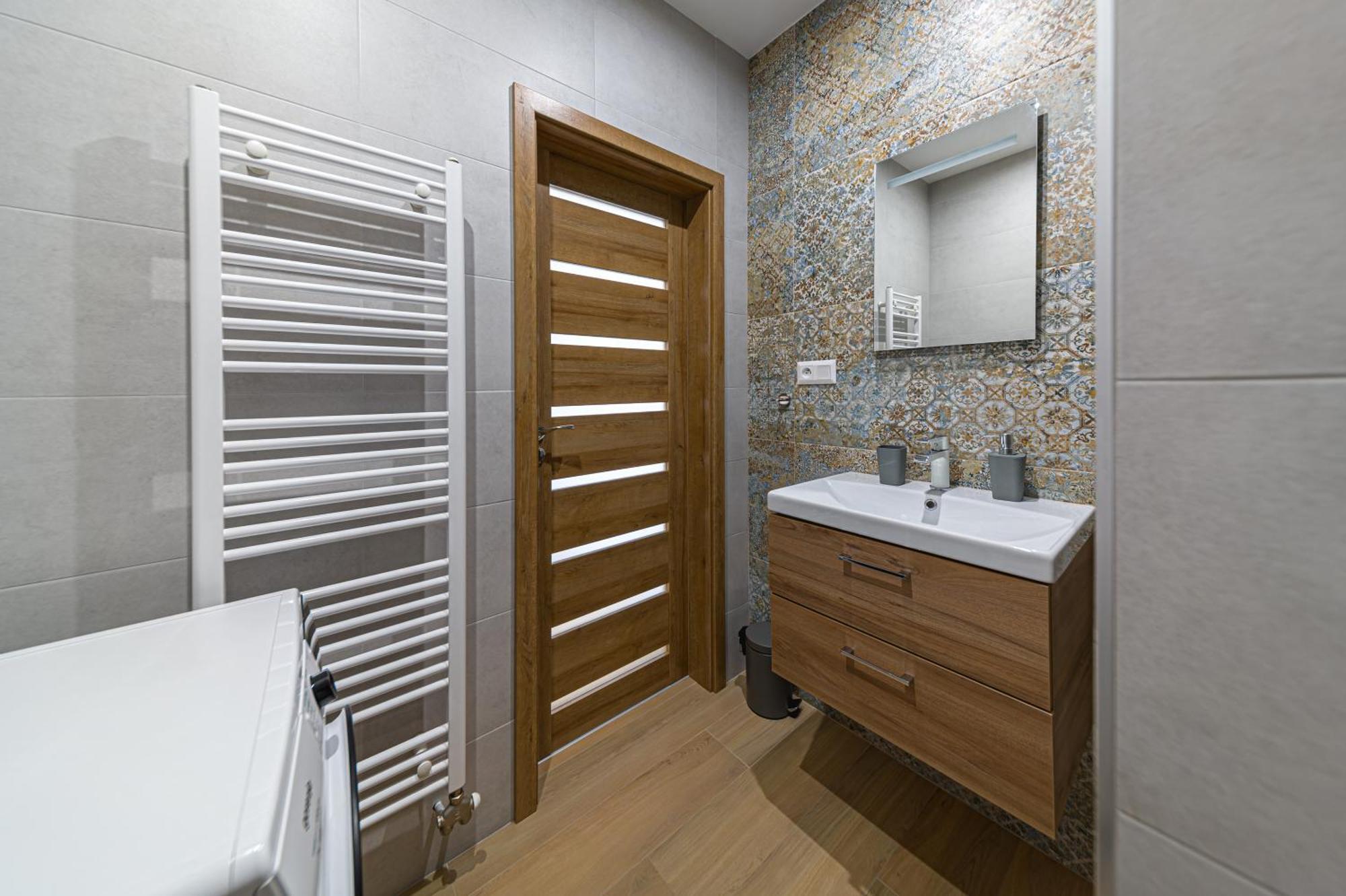 Tower Apartments Orchid & Amber สปิชสกา โนวา เวส ภายนอก รูปภาพ