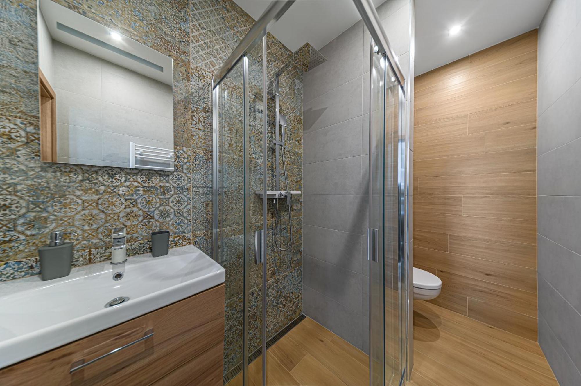 Tower Apartments Orchid & Amber สปิชสกา โนวา เวส ภายนอก รูปภาพ