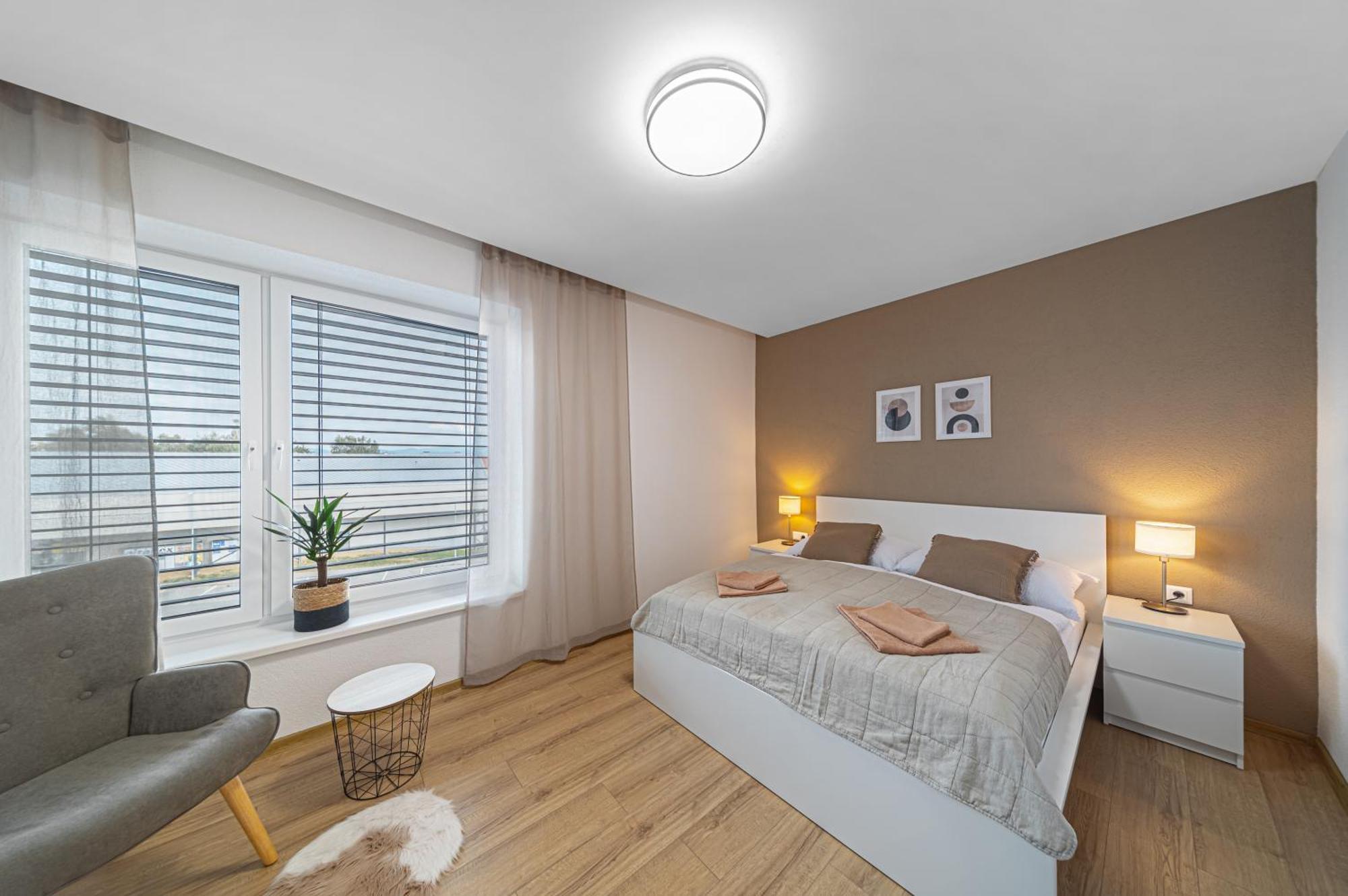 Tower Apartments Orchid & Amber สปิชสกา โนวา เวส ภายนอก รูปภาพ